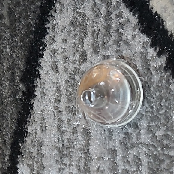 PINK SPRINKLE DONUT ๐ฉ 10-OZ STAINLESS STEEL TRAVEL FLASK - Picture 5 of 13